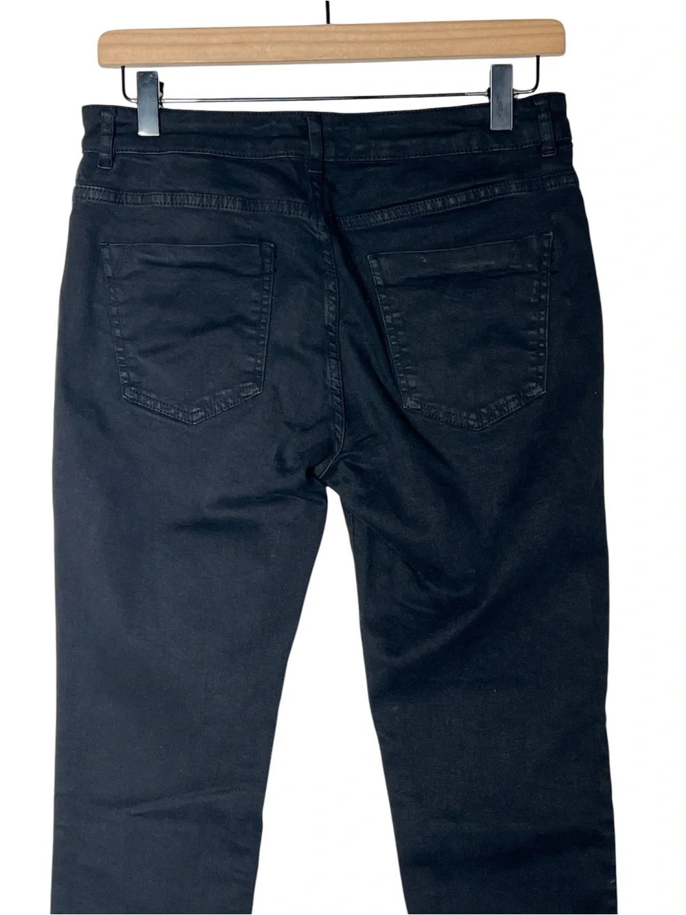 Zara black skinny leg jeans size 8 B102